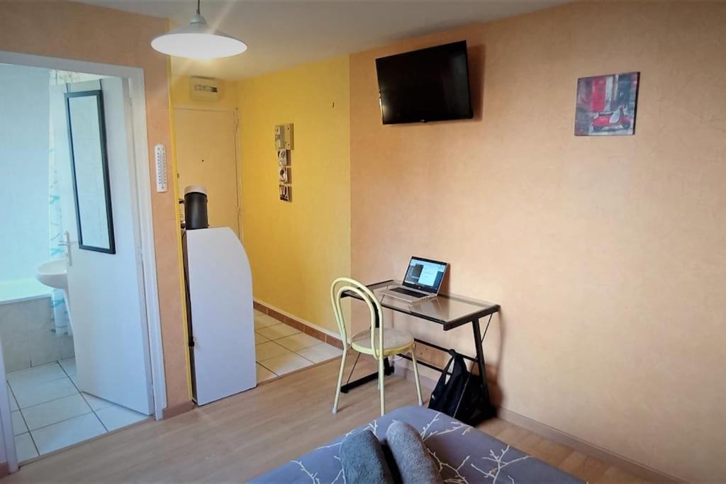 Studio 5 Avec Wifi Limoges Luaran gambar